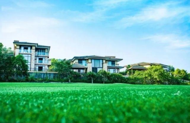 惠州总价最低的温泉入户 小别墅95平160万起 特价房先到先得，配套洲际酒店高尔夫球场-真的房房产网